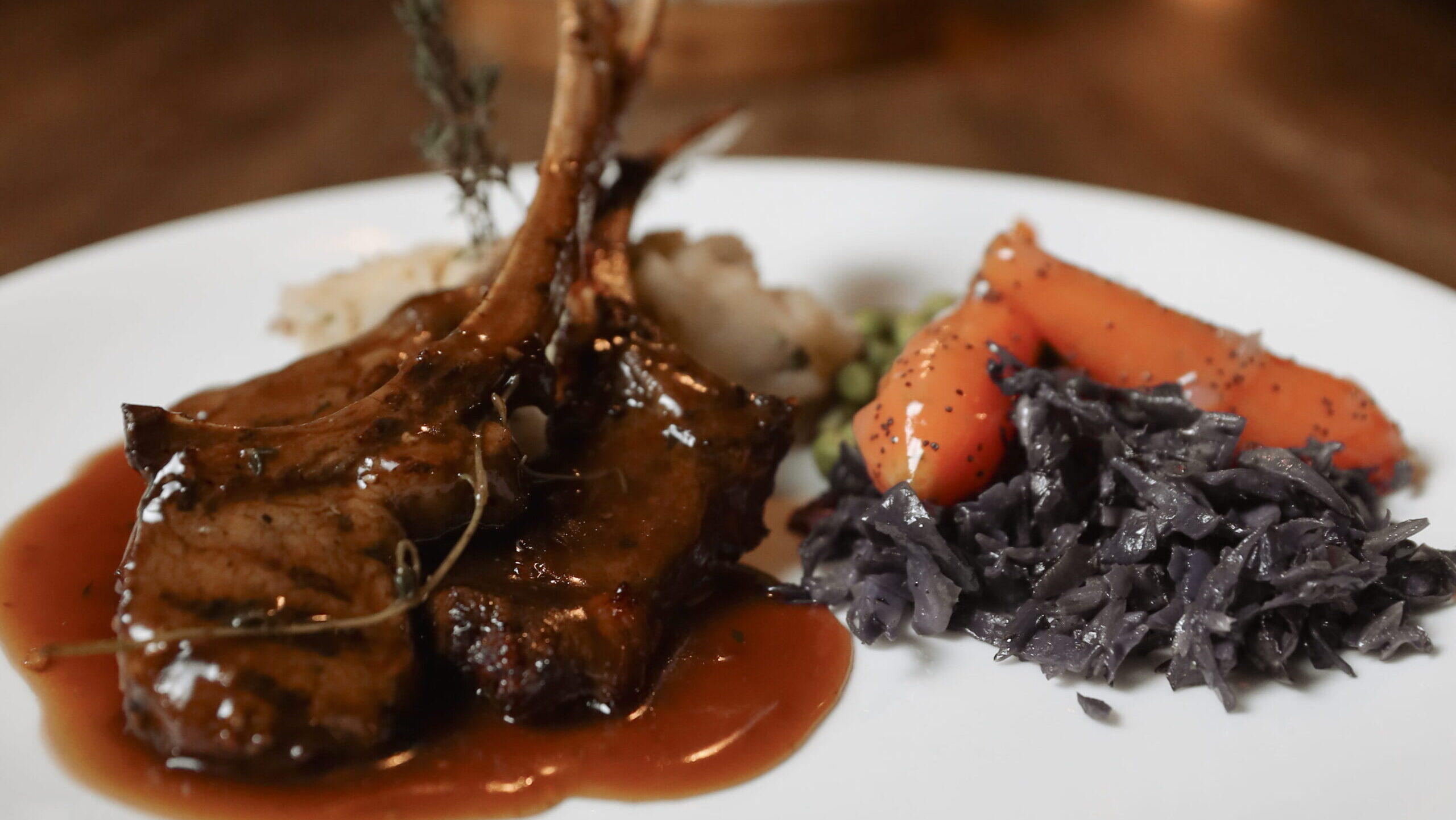 A Food Lover’s Safari Dining Experiences at Leopard Mountain Safari Lodge